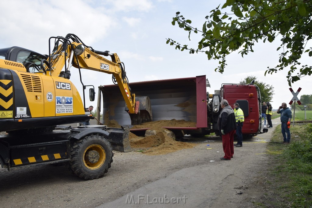 Schwerer VU LKW Zug Bergheim Kenten Koelnerstr P359.JPG - Miklos Laubert